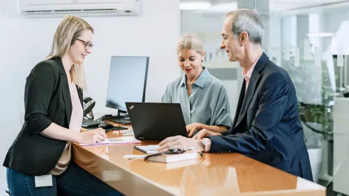 Besprechung zwischen SVA Mitarbeitenden